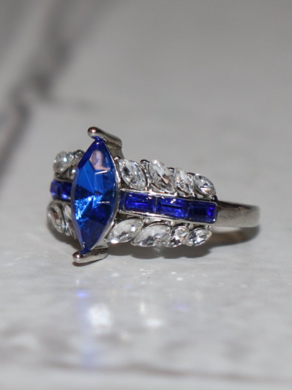 ✨ Size 8.75 Silver Ring · Blue Marquise Stone · NWOT